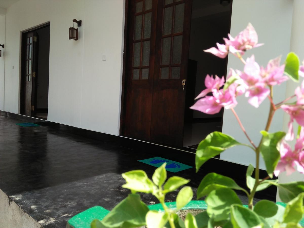 Leen Tangalle Exterior foto